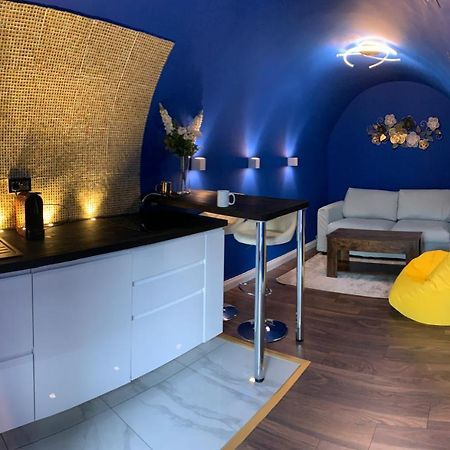 Apartamento Quirky Vaulted Flat With Terrace Bath Exterior foto