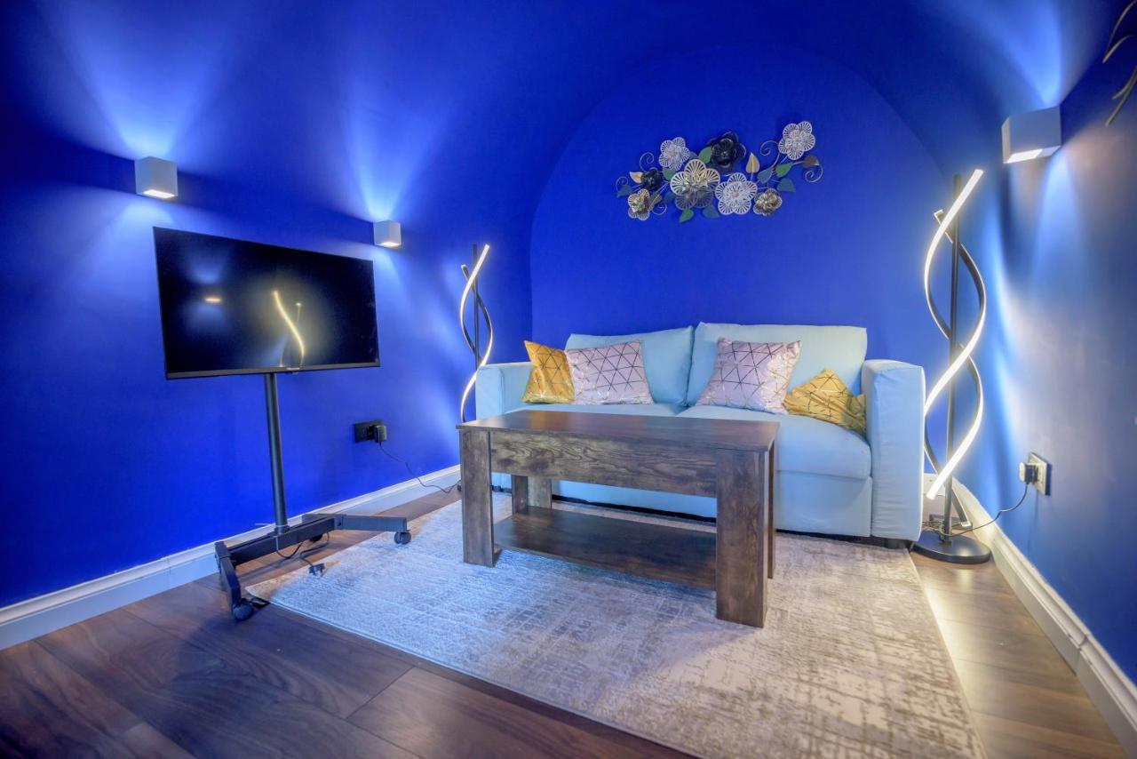 Apartamento Quirky Vaulted Flat With Terrace Bath Exterior foto